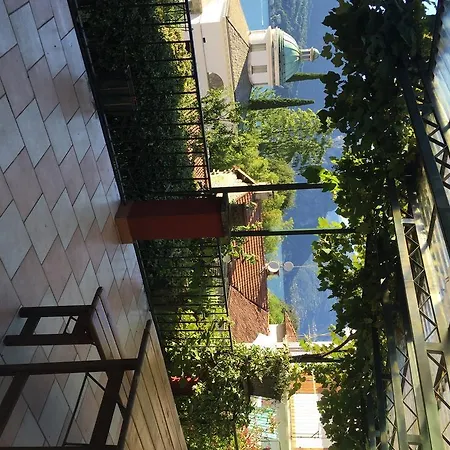 Charming Terrace In Nyaraló Bellagio